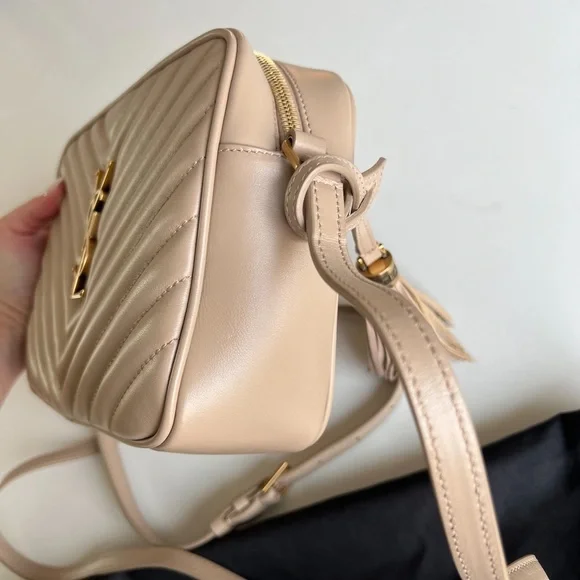 Saint Laurent Lou Medium YSL Quilted Camera Crossbody Bag with Pocket - Picture 4 of 10